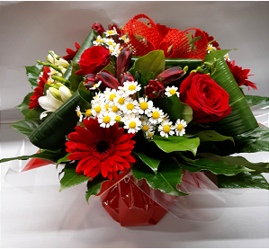 Bouquet rond avec bulle d'eau rouge et blanc